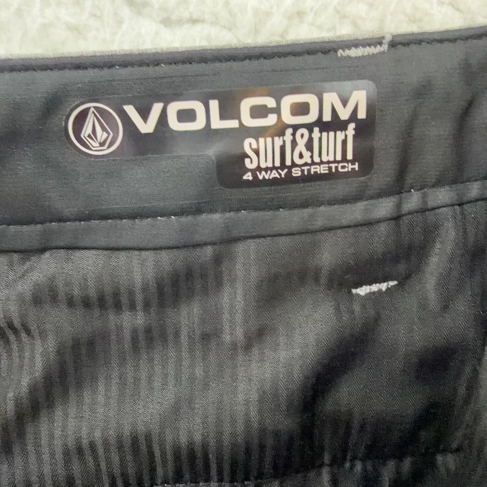Volcom Shorts Mens 32 Gray Surf & Turf Chino 4-Way Stretch Quick Dry Hybrid